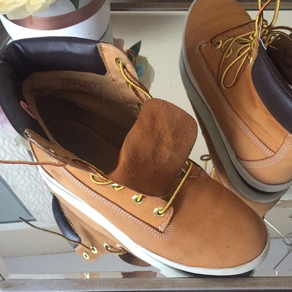 TIMBERLAND Cognac Lace Up Boots - Picture 10 of 14
